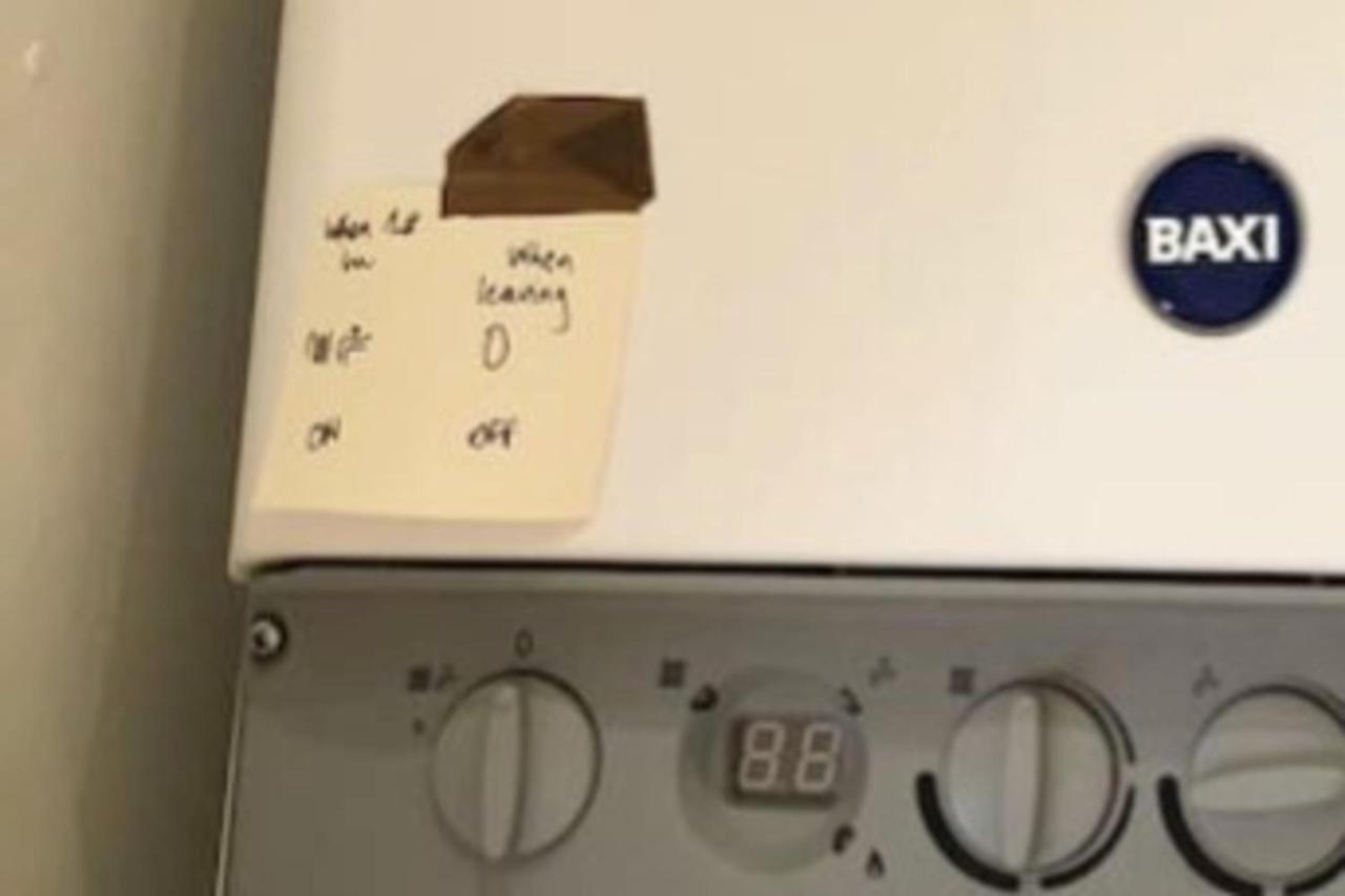 אדינבורו Newly Furnished 2 Bedroom Apartment On Leith Walk מראה חיצוני תמונה